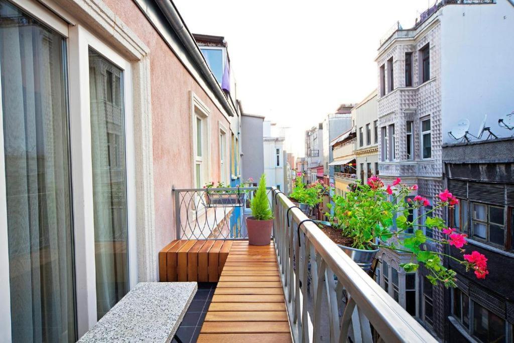 Raven Suite Hotel Taksim Istanbul Exterior foto